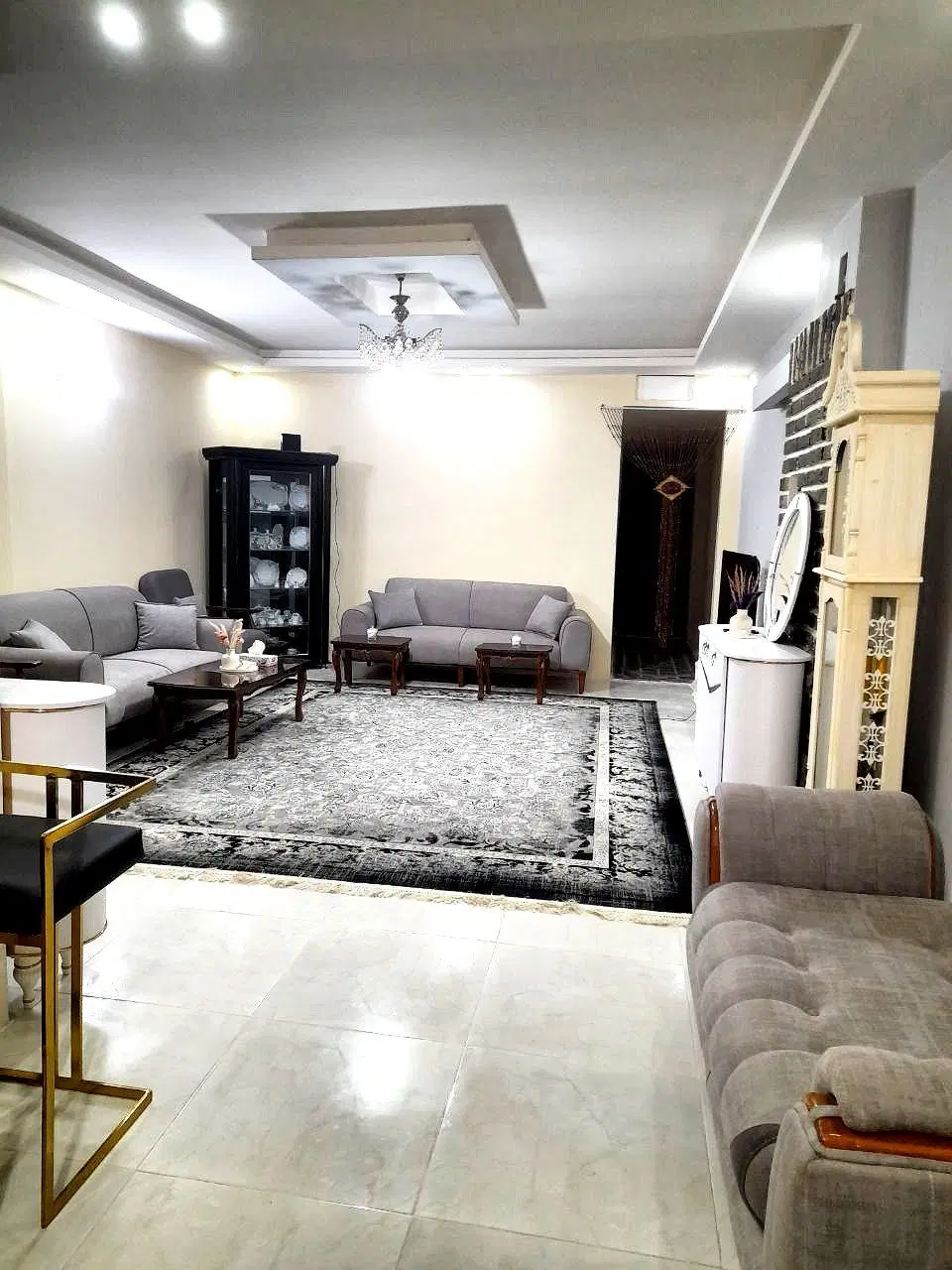 آپارتمان ۱۱۰ متری شیک در شریعتی۷۳