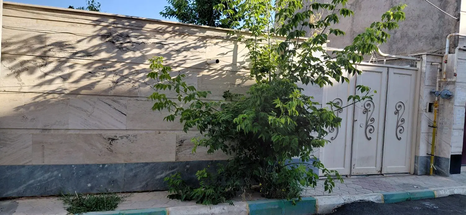 فروش خانه ویلایی یا معاوضه با ۲ واحد