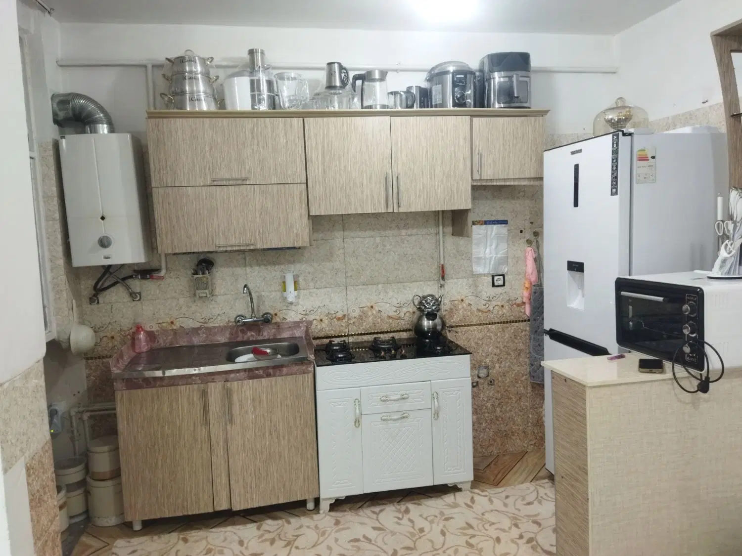 یک واحد طبقه همکف  لوکس