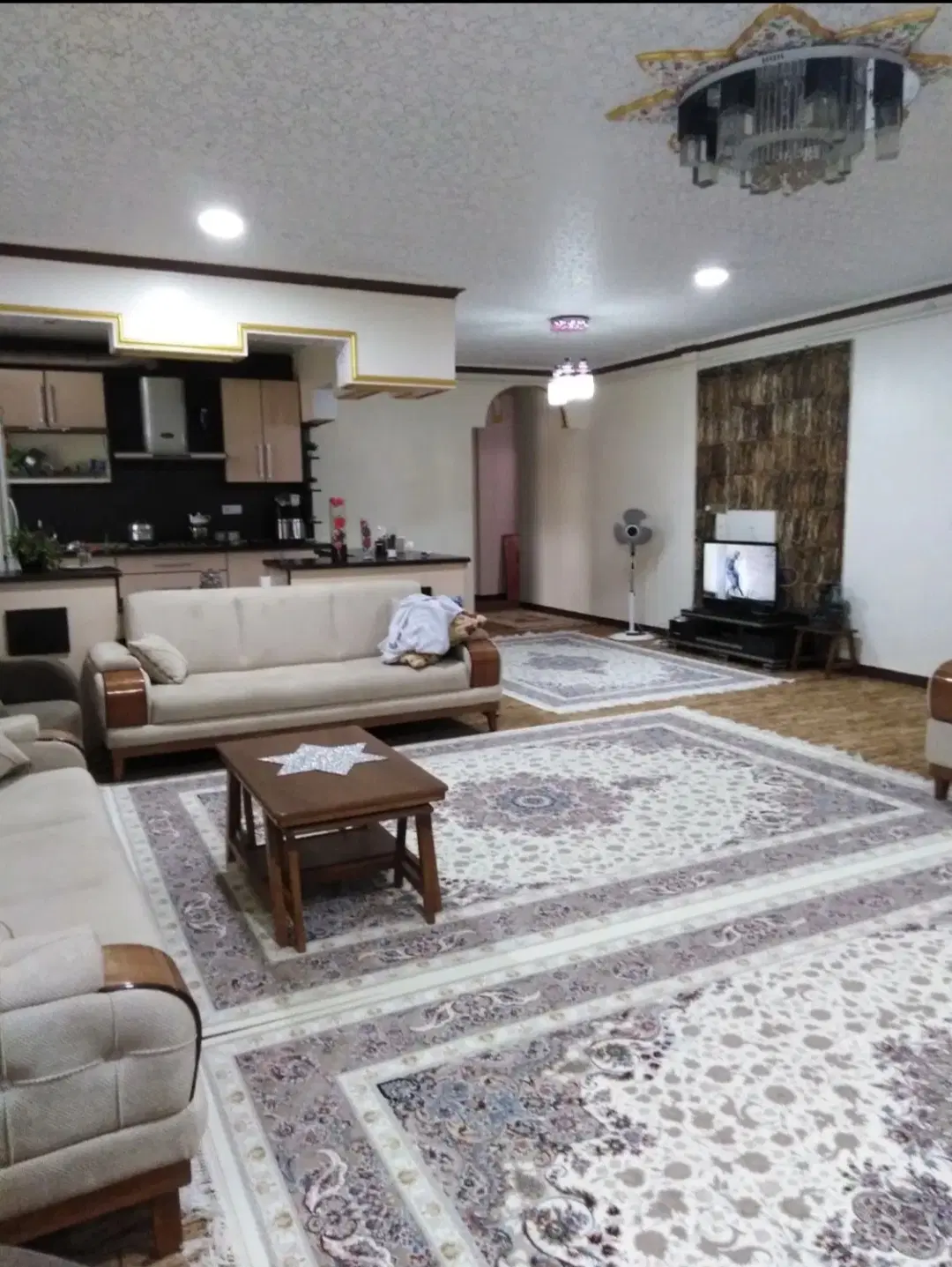 88متری بازسازی وسط مدارس