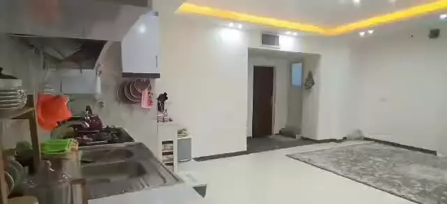 آپارتمان طبقه دوم