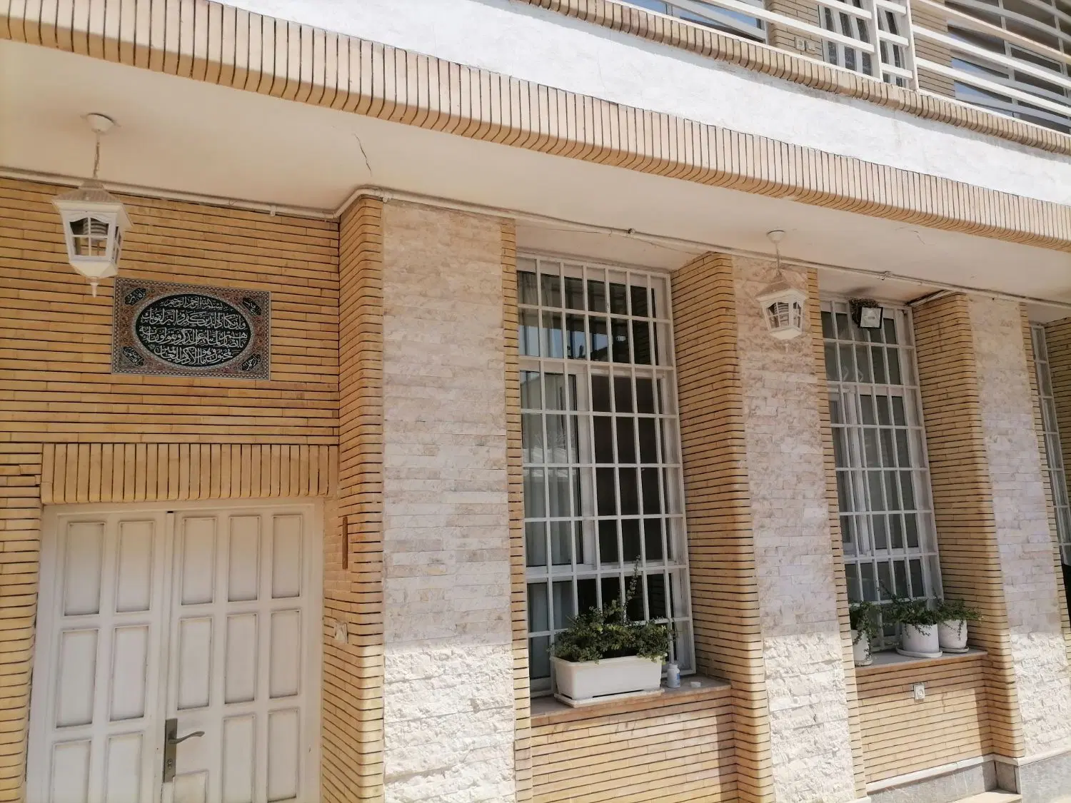 ویلایی دوطبقه غدیر یک قبل از پل