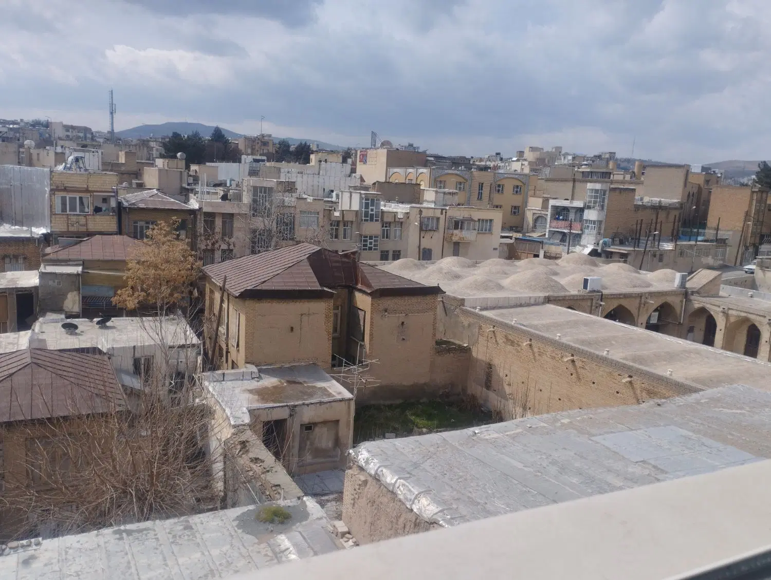 ملک مزایده ای