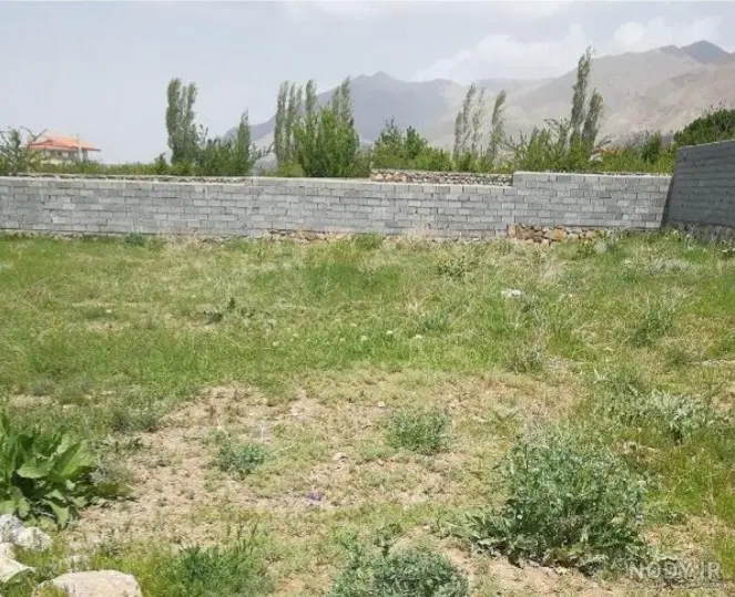 زمین ۱۰۰ متری