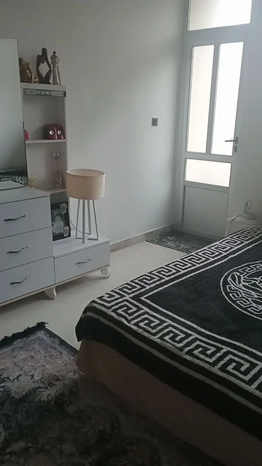 فروش یک واحد آپارتمان در خیابان باهنر عمار یکم