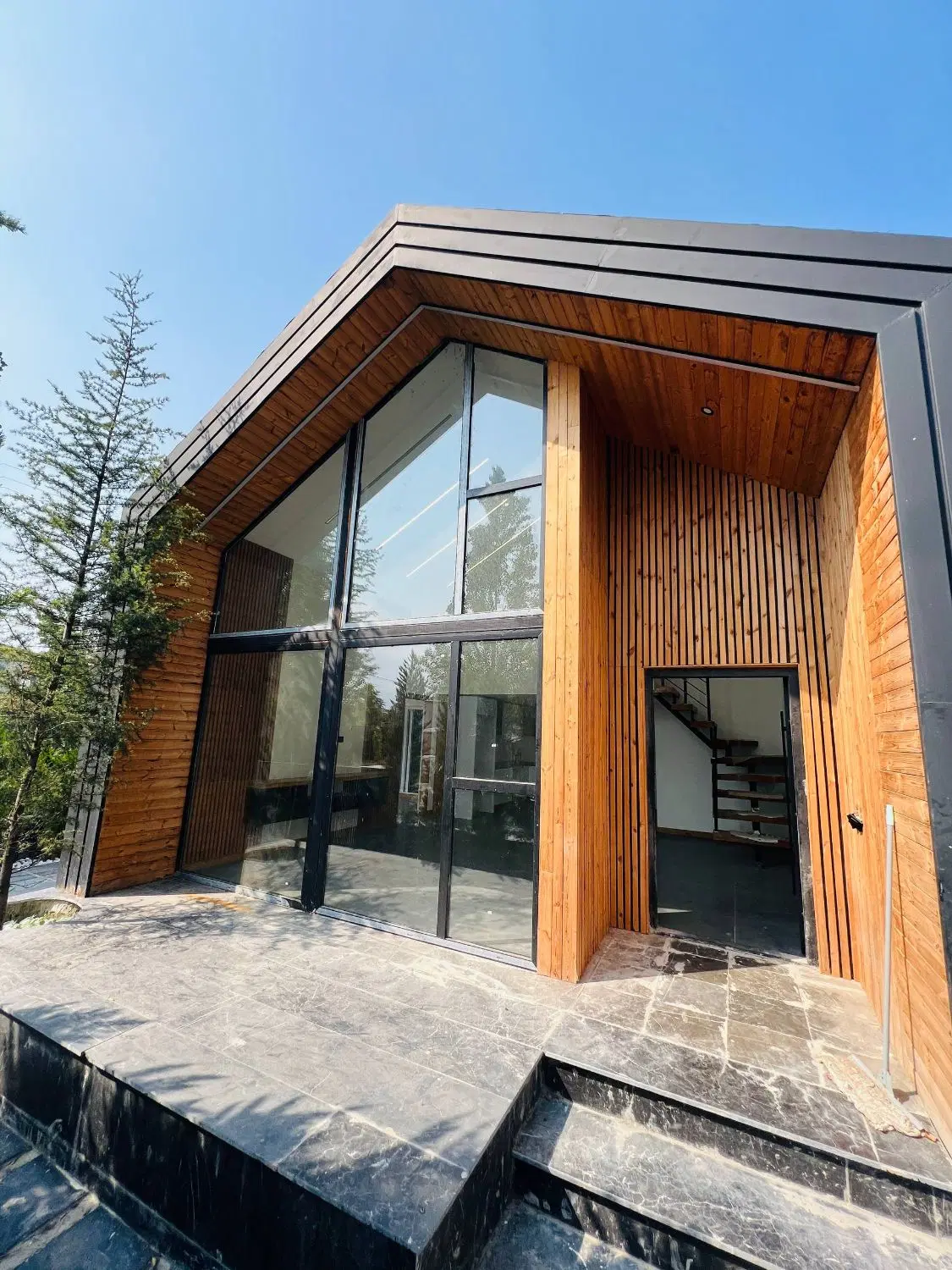 فروش ویلا نما شیشه ایی