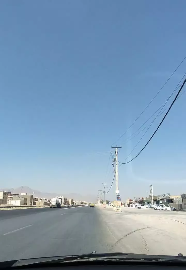 زمین 50 متری تجاری جا مغازه ای دونبش در قلعه شور