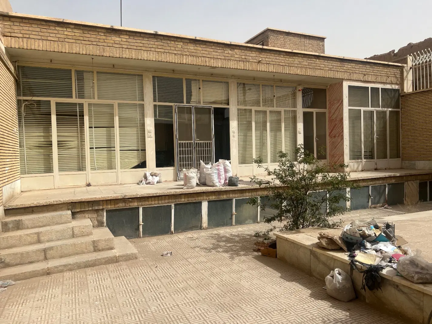فروش منزل مسکونی در مرکز شهر یزد