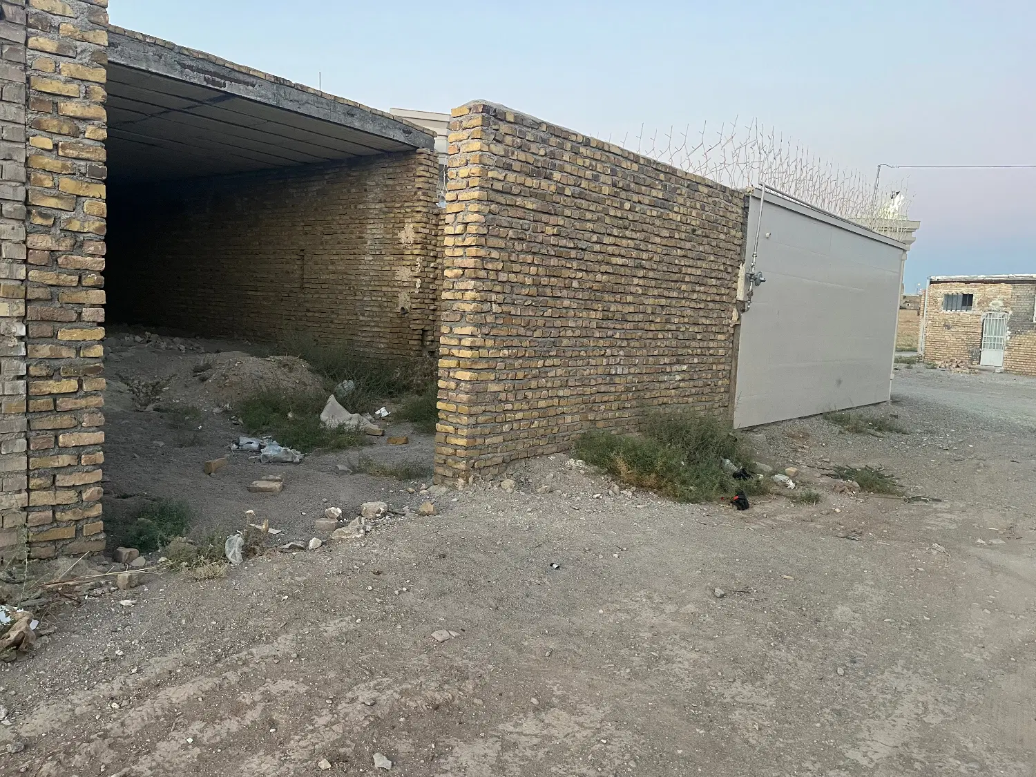 زمین نیمه ساز