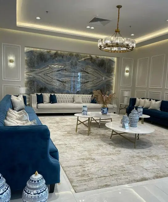 ۱۱۱ متر وحدت