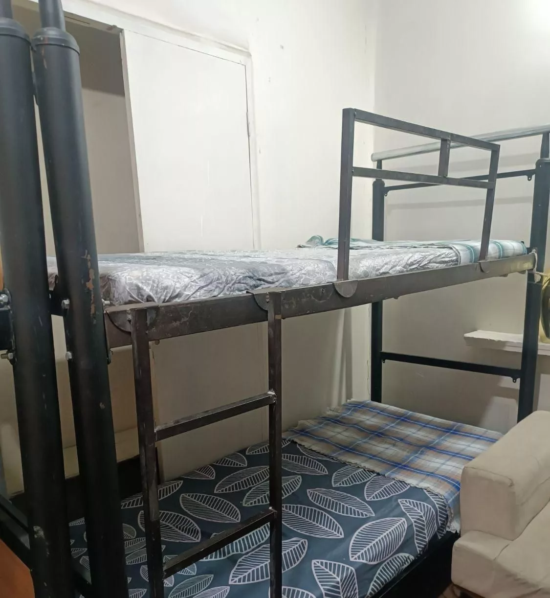 خوابگاه دخترانه بدون ودیعه