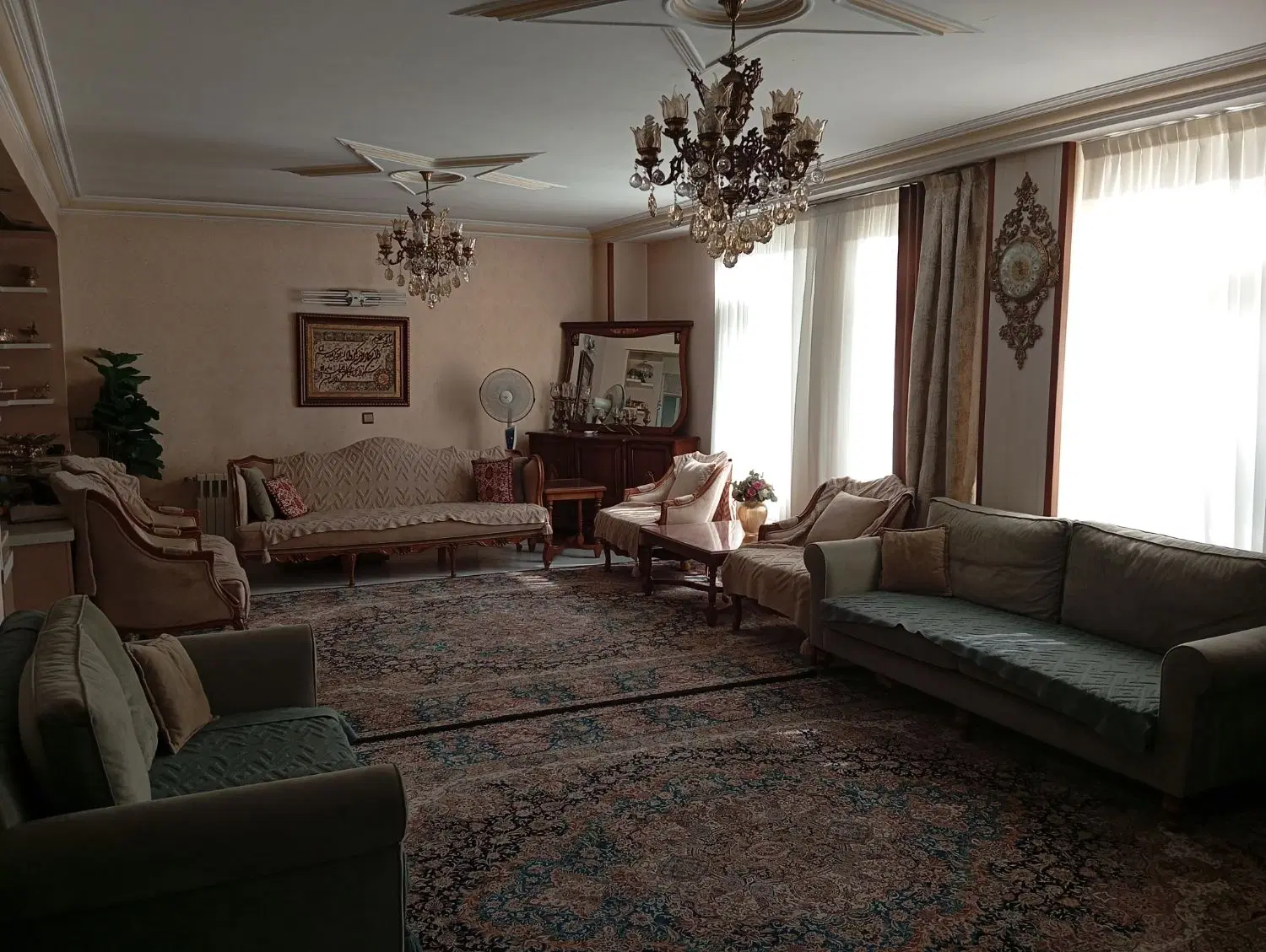 آپارتمان 93 متر در گلستان سوم