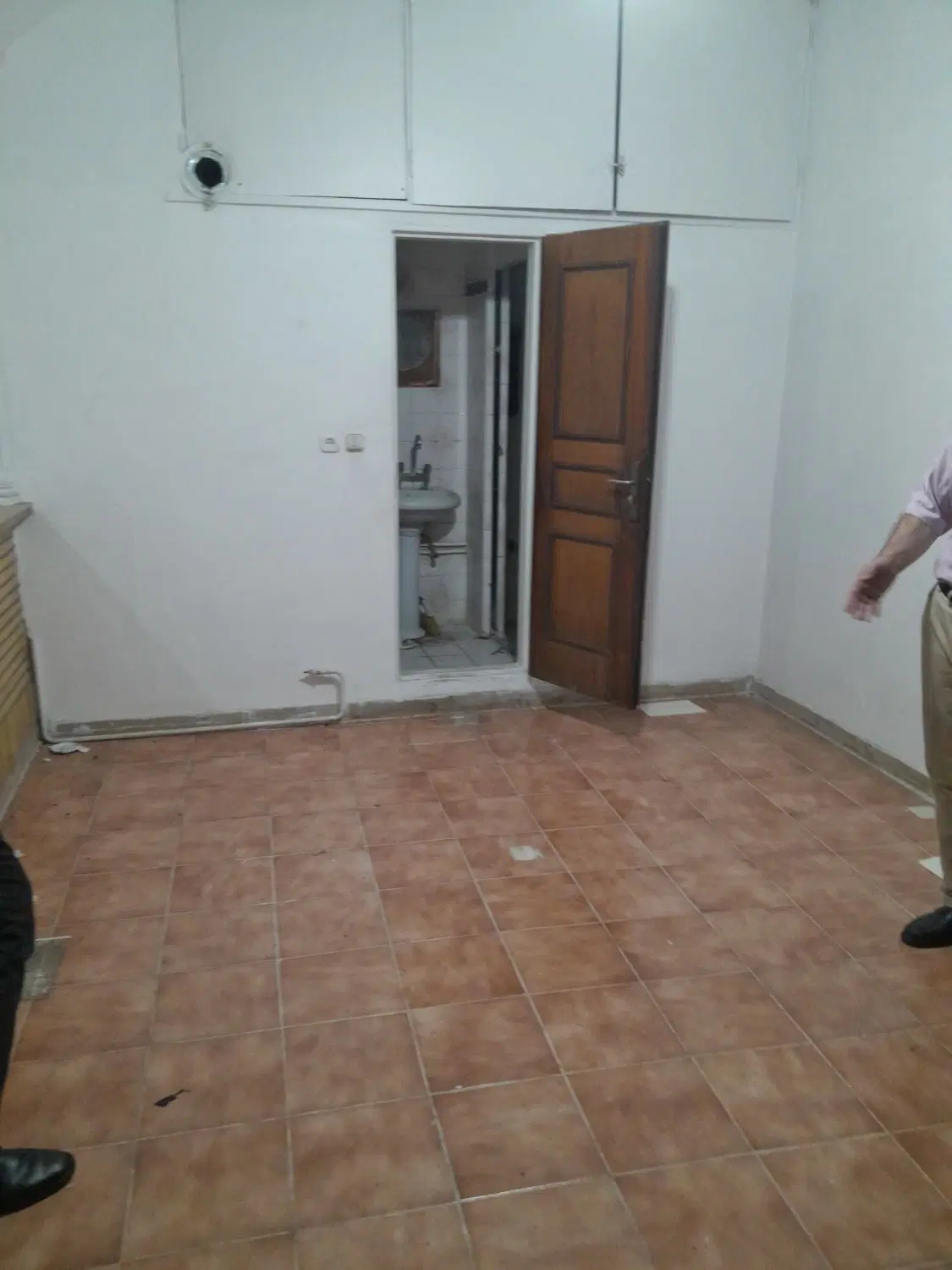 ۴۸ متری یک خوابه ۳ تا تک واحدی طبقه یک سندی