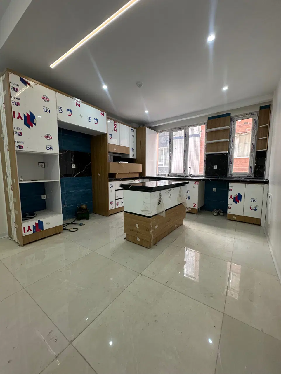 فروش ۷۲ متر فول امکانات مهندسی‌ساز و نورگیر