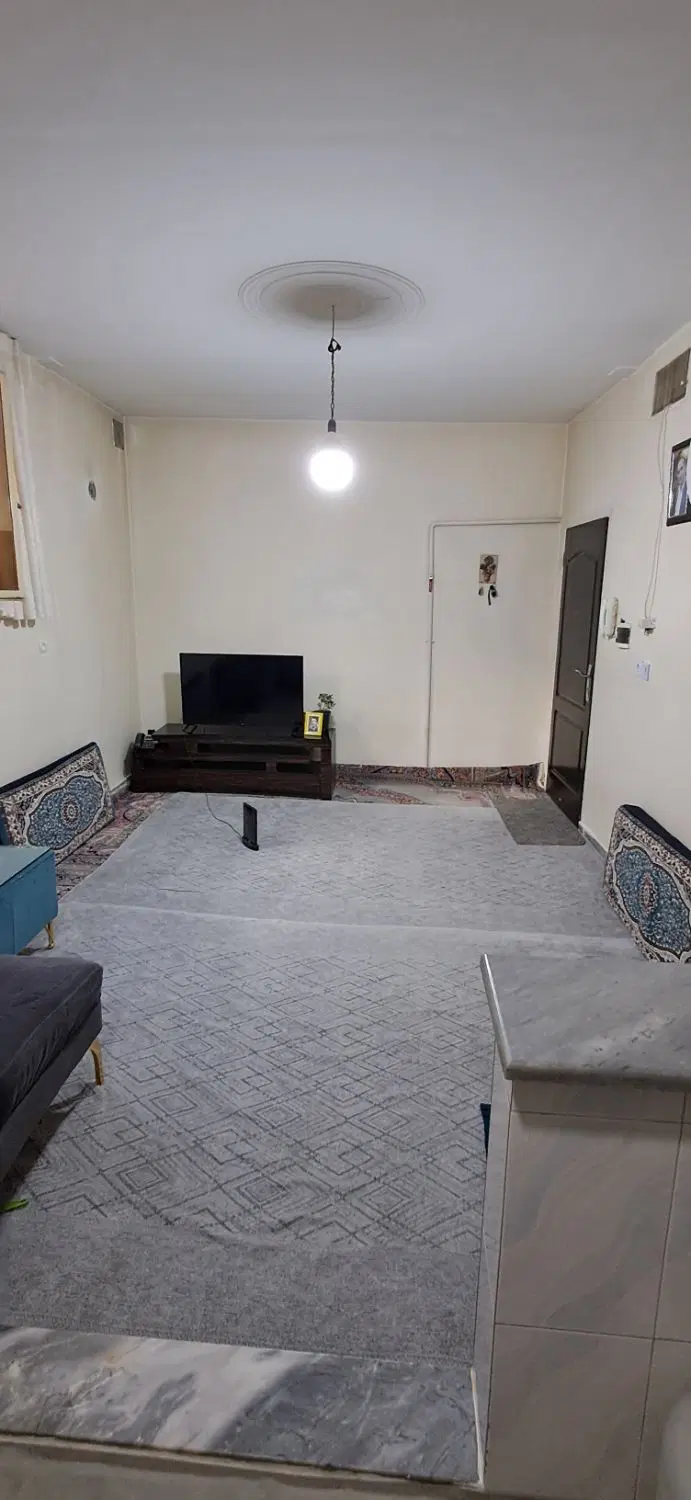 خونه ۶۰ متری با مغازه