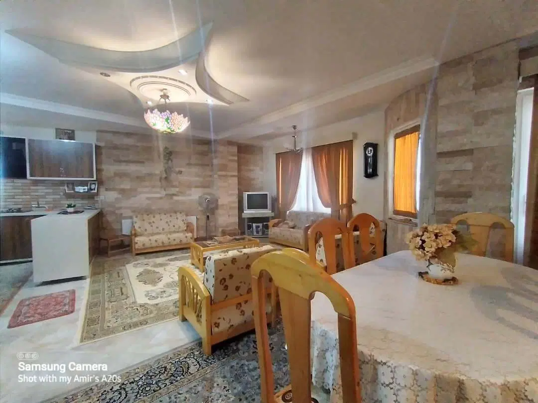 آپارتمان ۱۰۴متر ،دو خوابه خیابان رازی