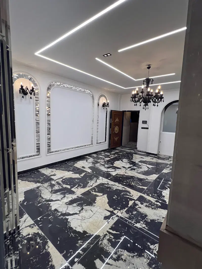 اجاره رهن و اجاره هفت تیر وکیل اباد   ۸۵ متر صفر