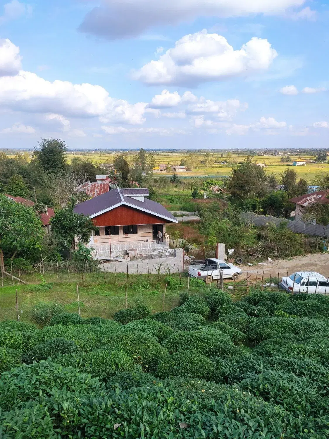 ویلا۱۰۰متری‌ در دل کوهپایه(۱۰کیلومتری قلعه‌رودخان)