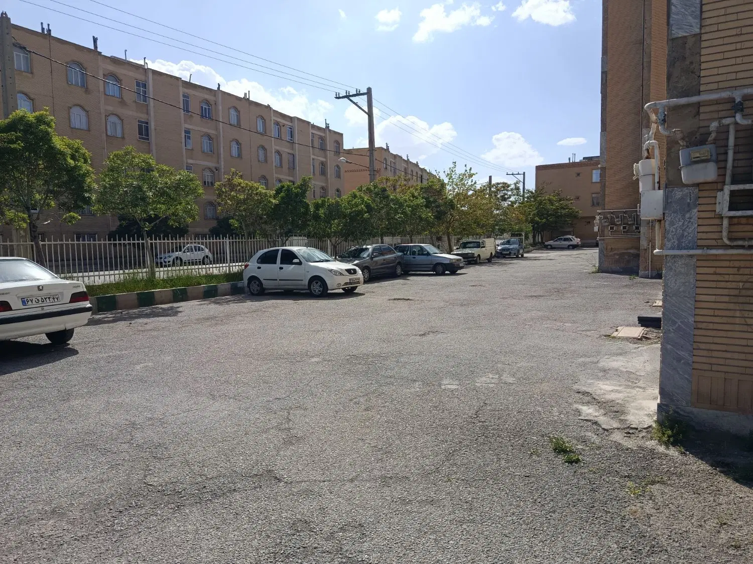 فروش یک واحد آپارتمان