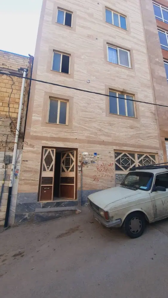 آپارتمان خیابان بهار