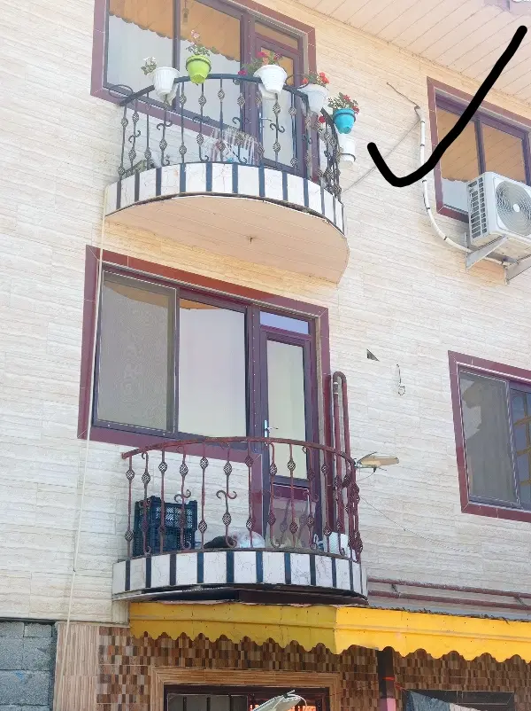 خانه دو طبقه