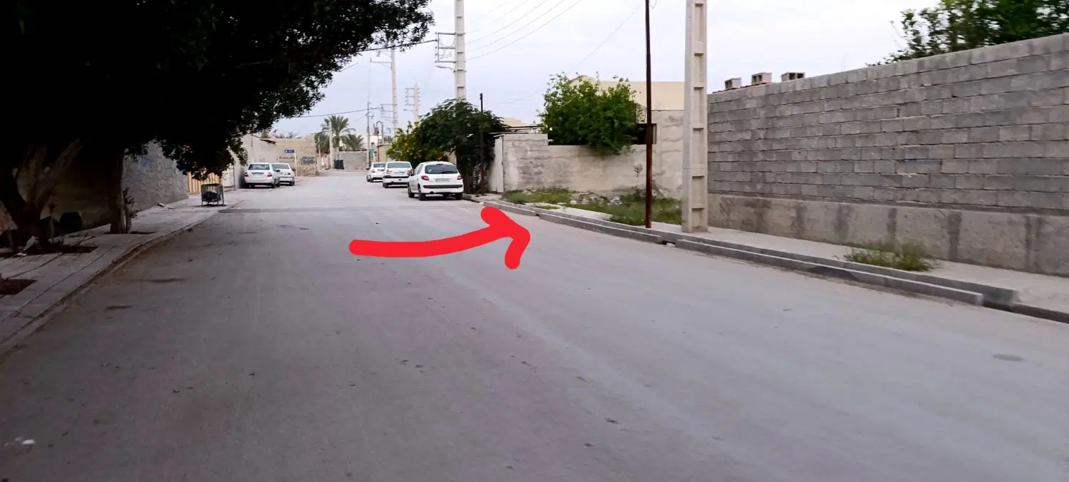 زمین مسکونی تجاری در روستای گورک خورشیدی(۵۵۰ متر)