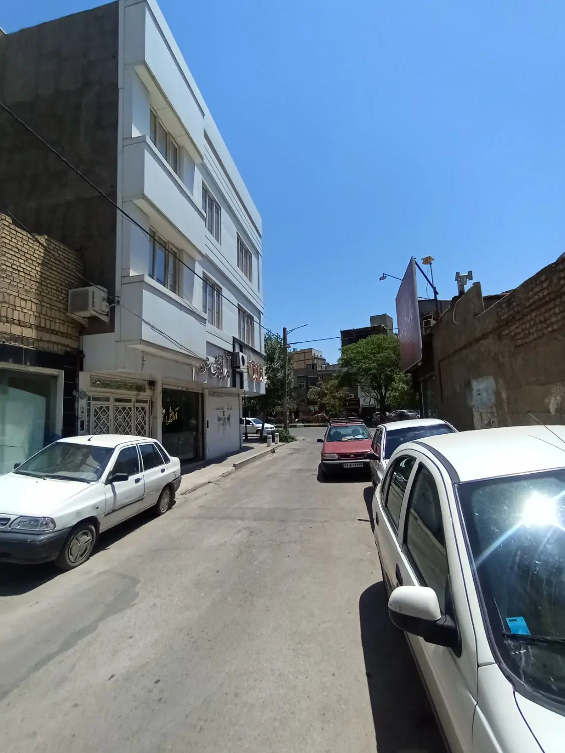 آپارتمان ۳خواب ابوطالب ۳۸