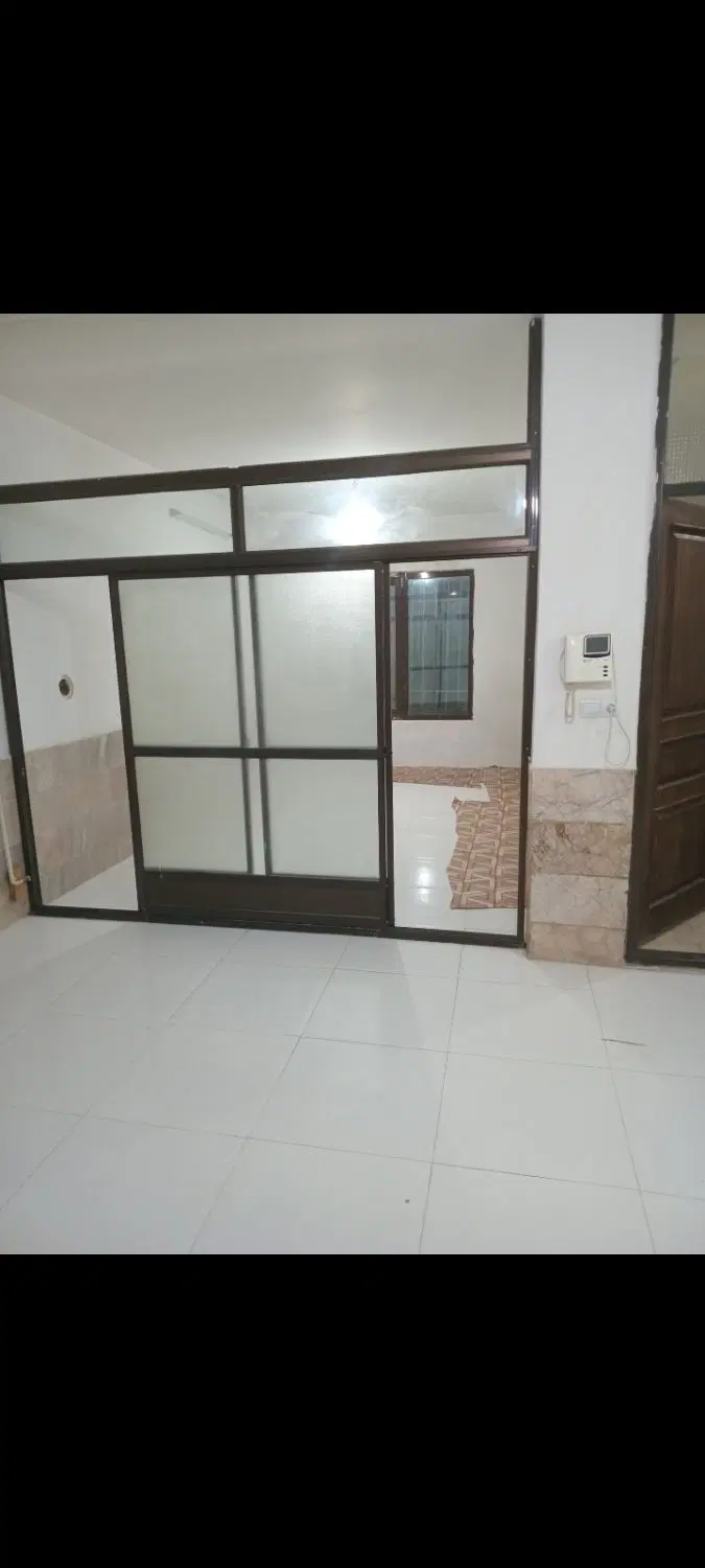 ۷۰ اپارتمان همکف اول ابوطالب ۲۲