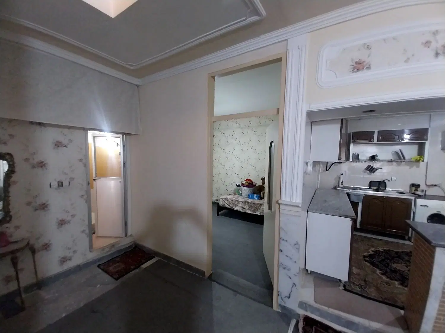 آپارتمان حیاط اندیشه ۱۱۰متر
