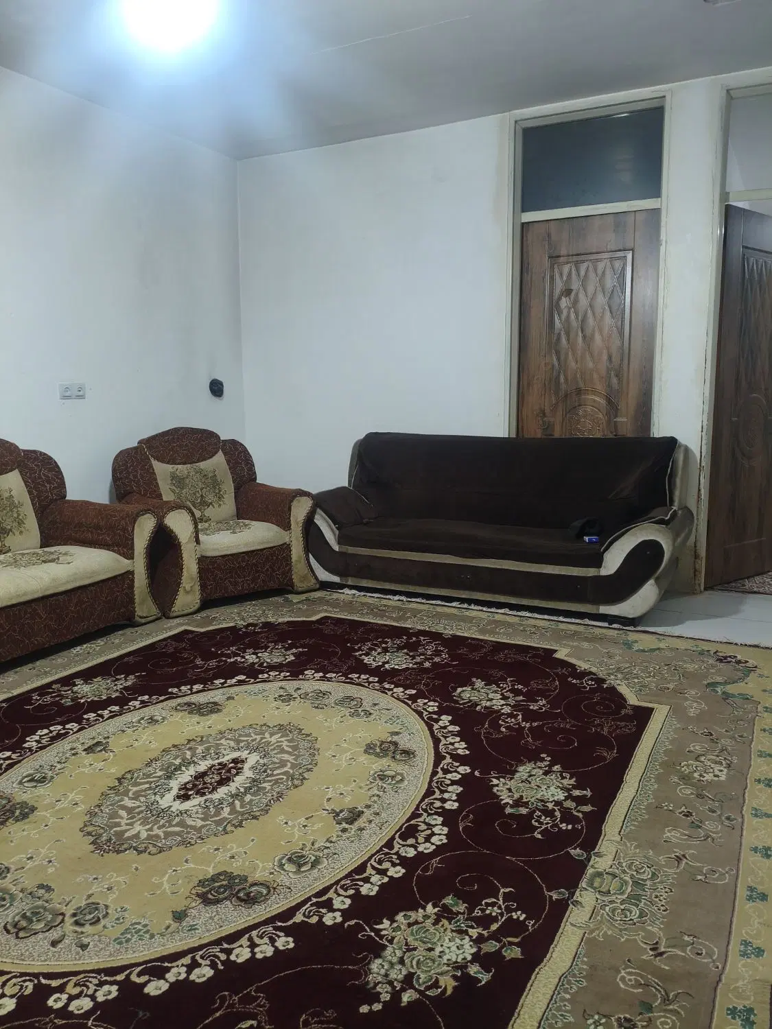 اجاره منزل کرونی حیاط دار