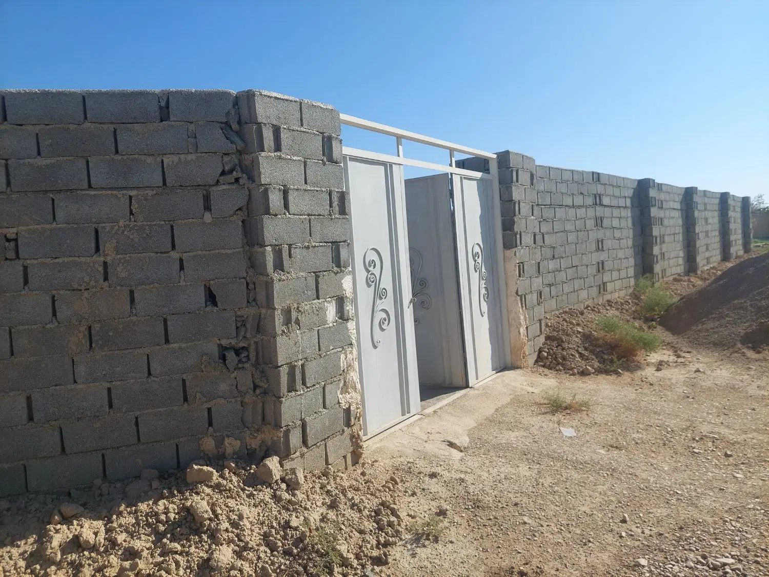 فروش باغ پسته و انگور