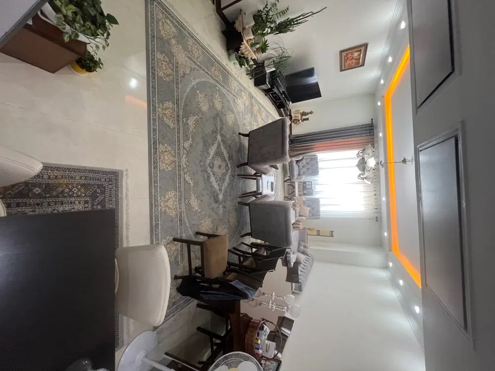 ۱۰۷ متر ۲خ ارم  طبقه ۹ پروژه حکیم