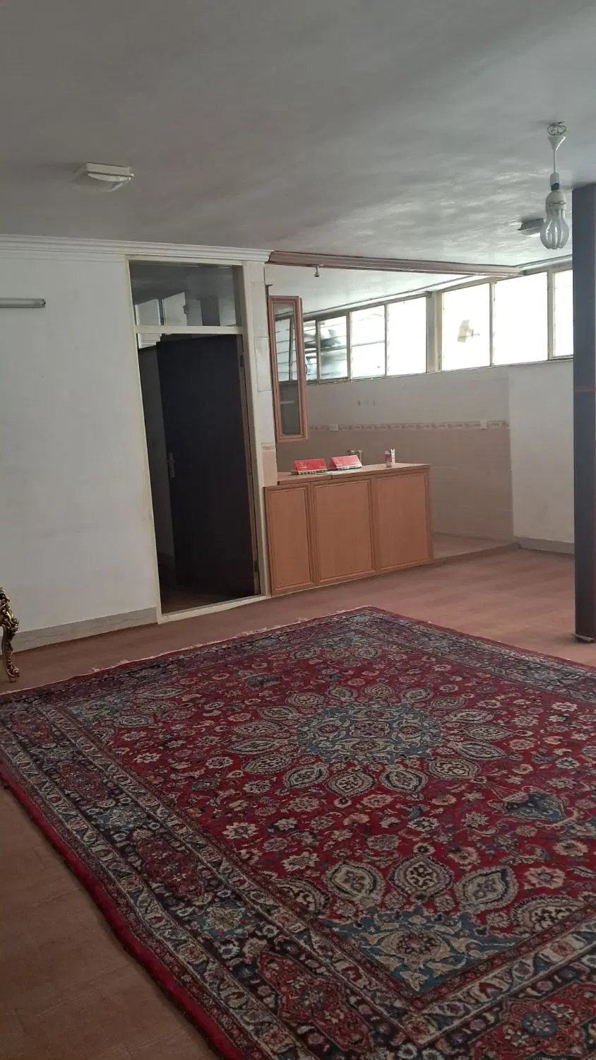 اجاره زیر زمین یک اتاق خوابه مخصوص خانواده 2 نفره