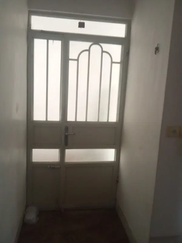 فروش 2باب مغازه تجاری