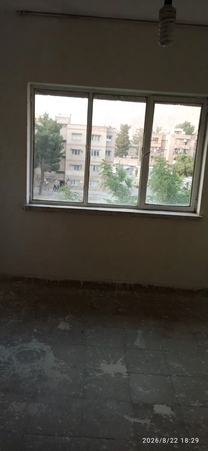 آپارتمان ۶۸متر متری مجتمع شهید رجایی