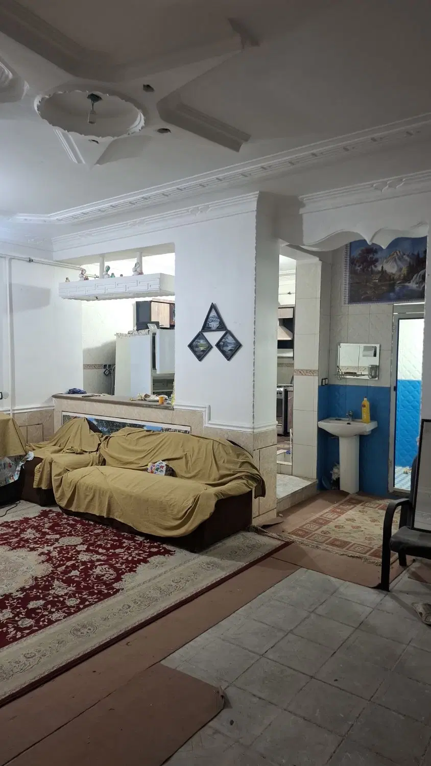 فروش منزل مسکونی در داراب خ نرگس