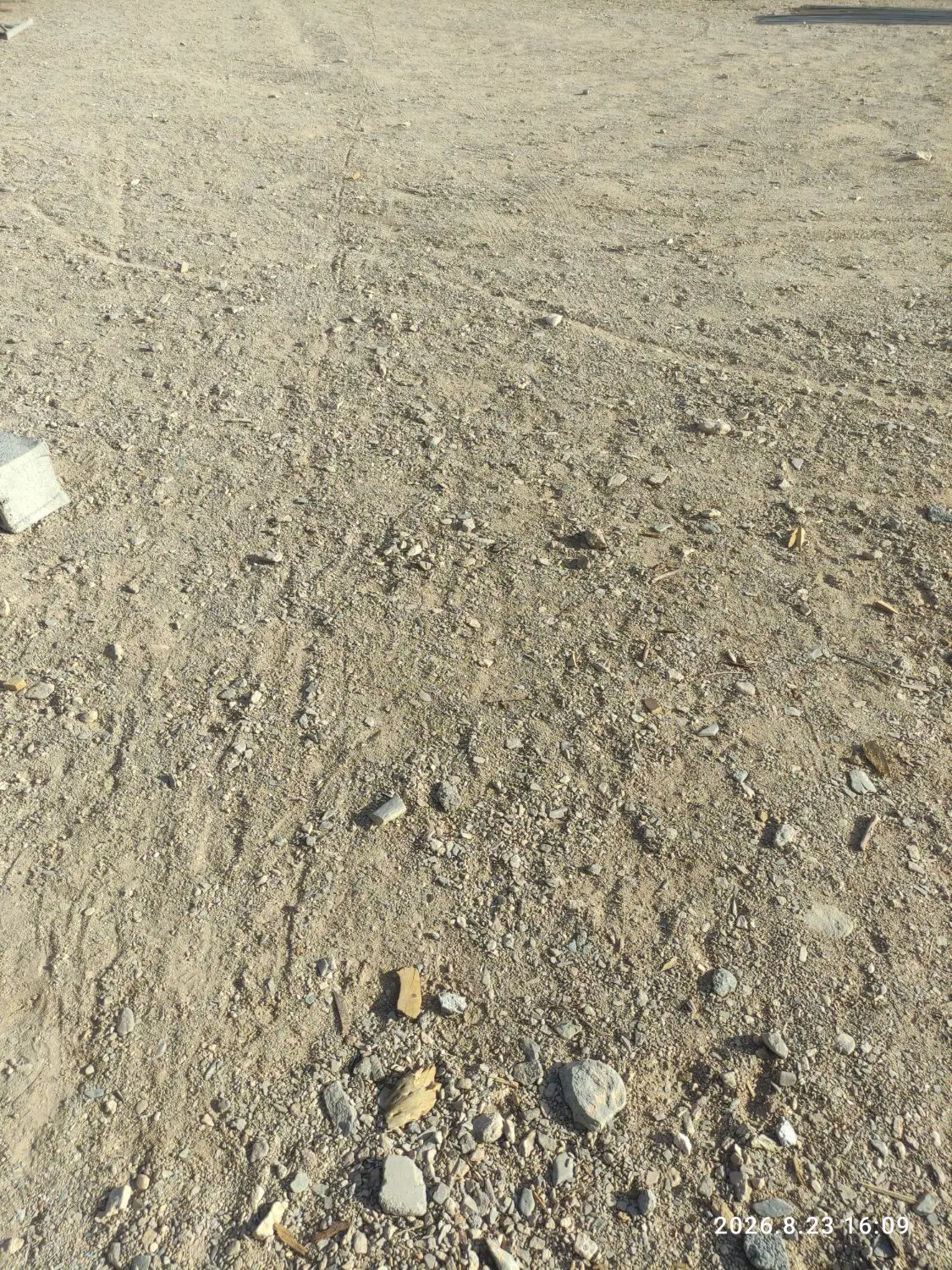 واگذاری ۳۰۰۰ متر زمین دور دیوار شهرک صنعتی زاهدان