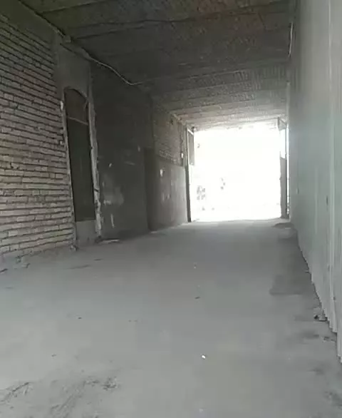 مغازه داخل گاراژ