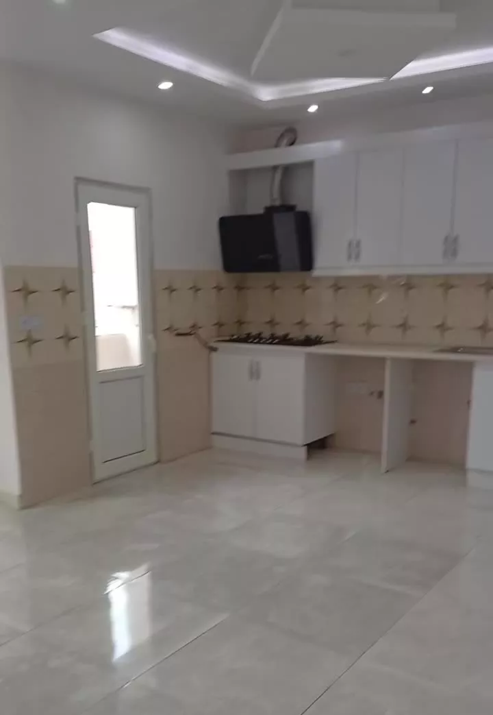 ۱۰۳متری کلید نخورده صفر