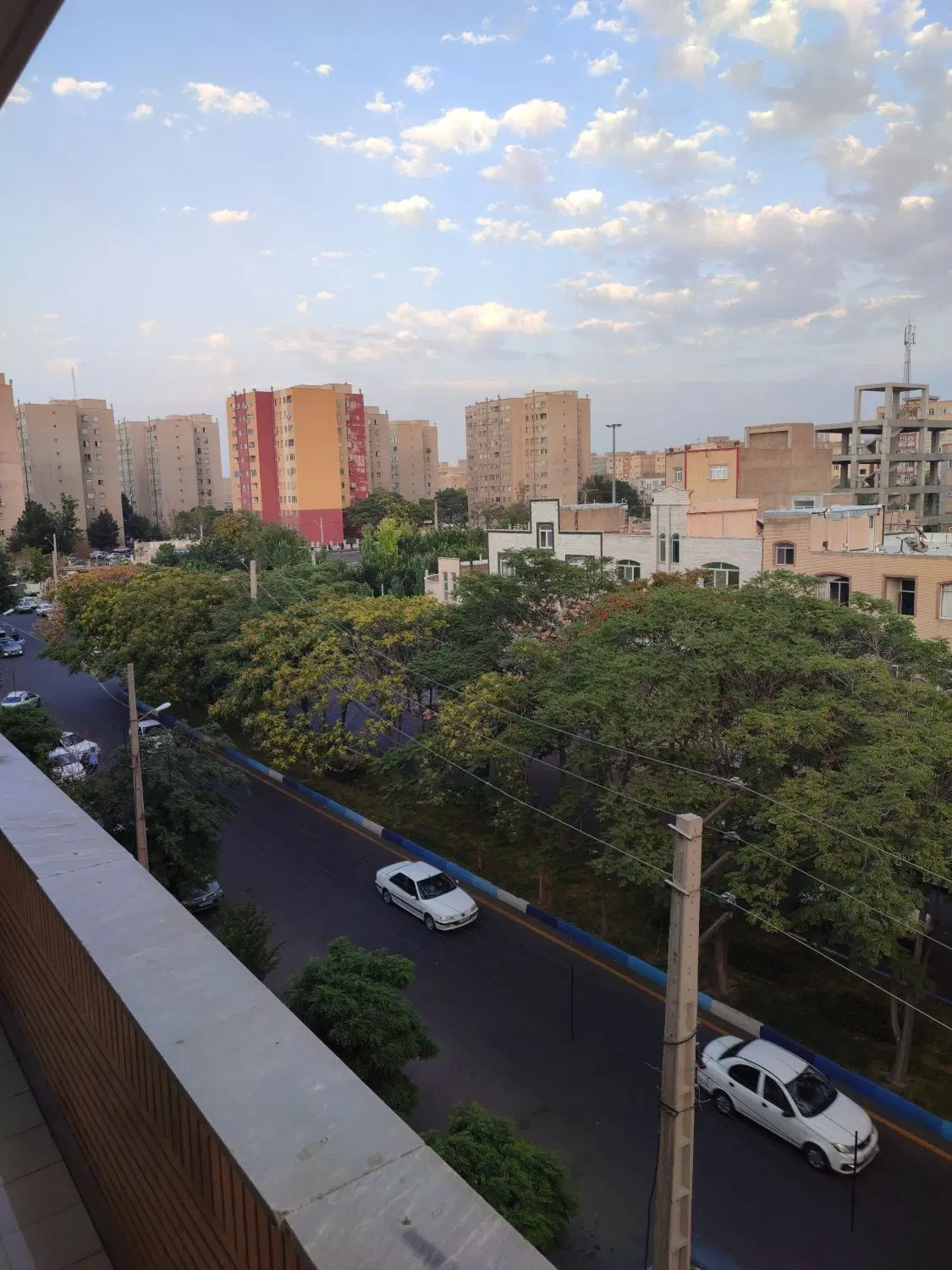 آپارتمان شیک 95متر تک‌ واحد شهرک‌نور