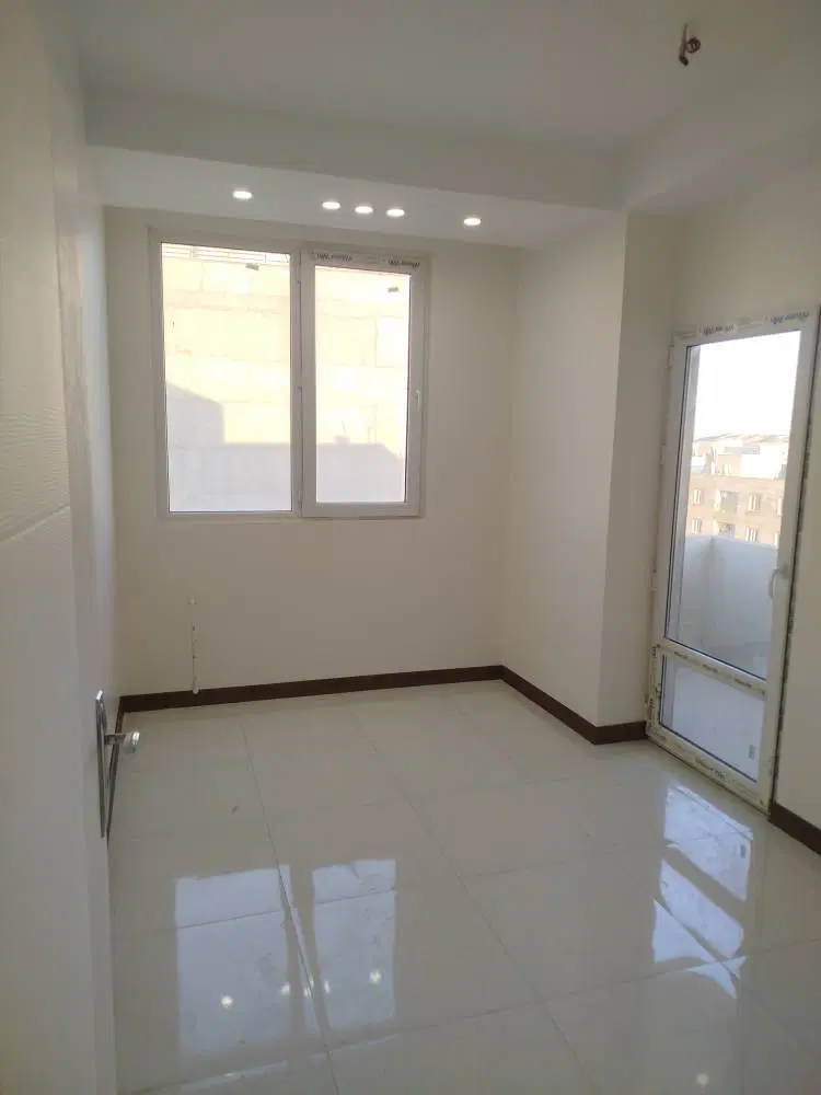 آپارتمان ۹۲ متری گرمدره اراضی شاهد