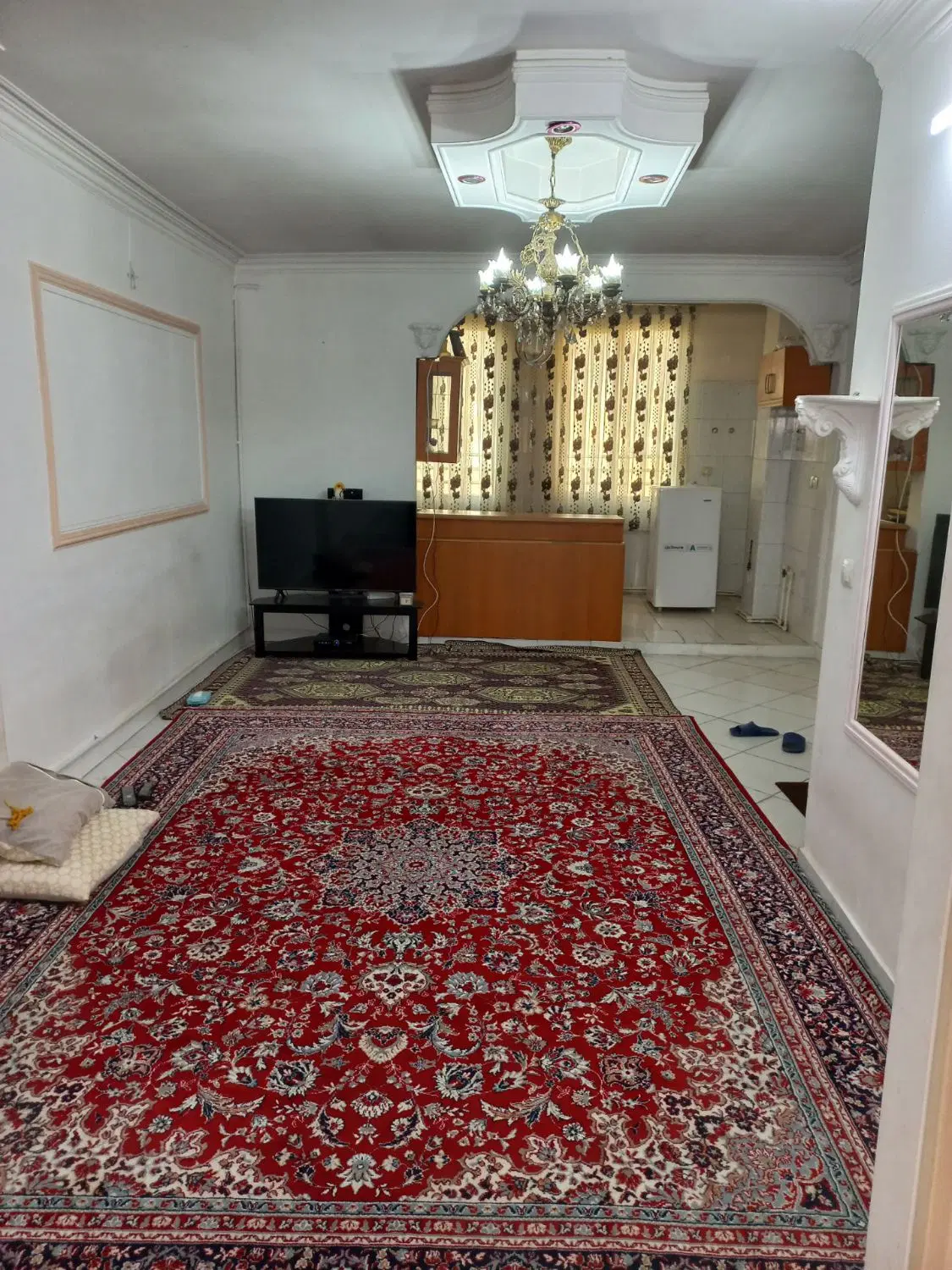 واحد ۷۰متری دوکله نور بدون آسانسور با پارکینگ