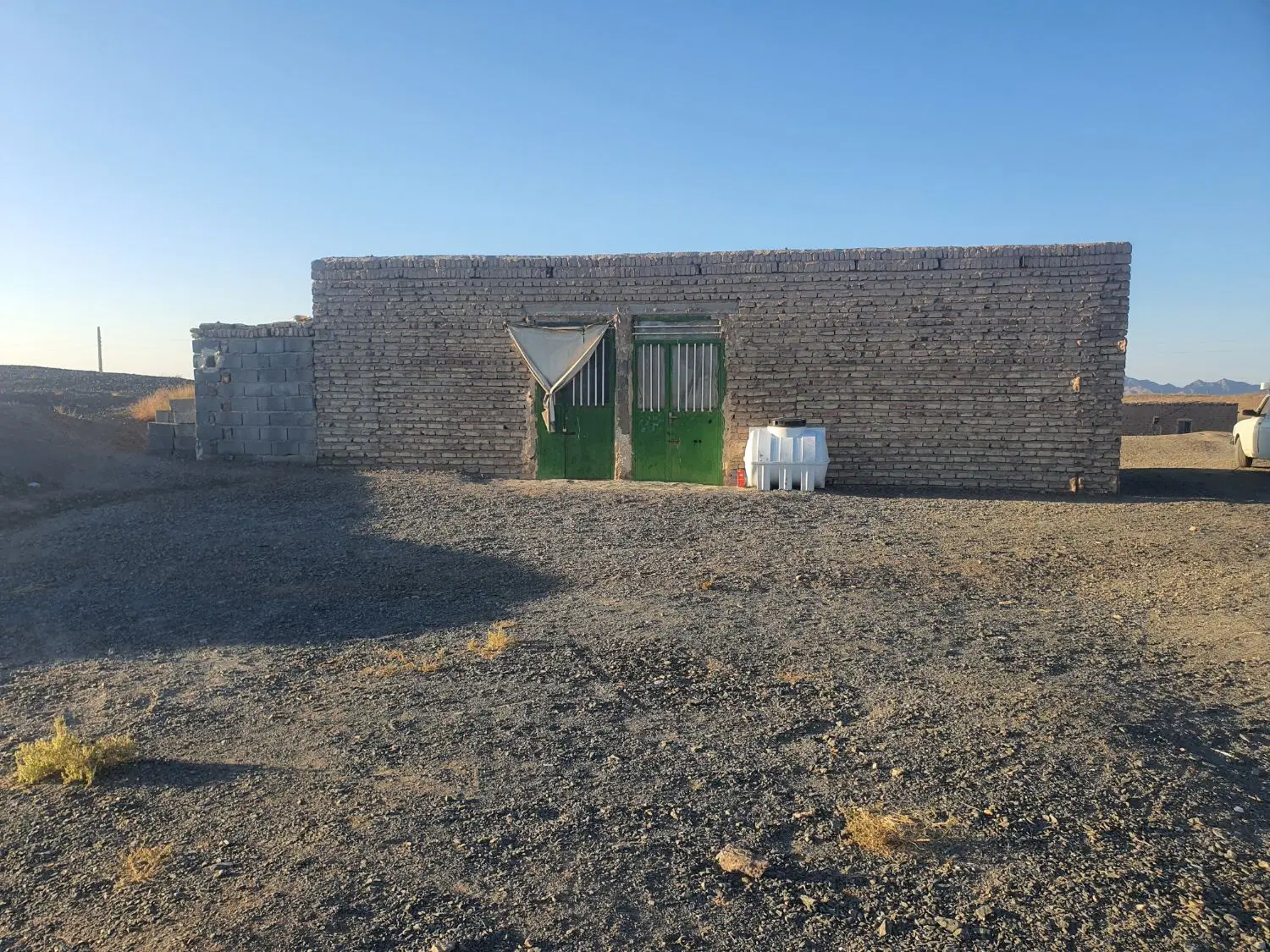 خونه وزمین چشمه زیارت