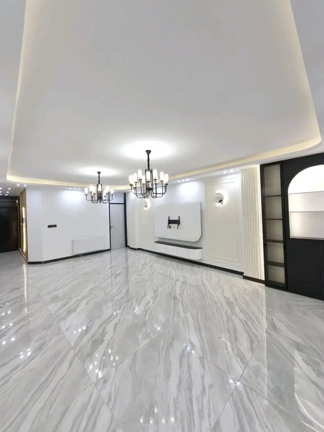 ۹۰متر طراحی کلاسیک رو ب نما