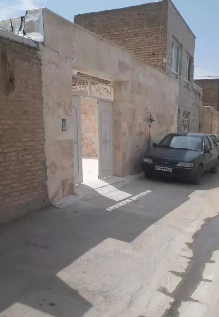 ۱۶۵  متر خانه ویلایی فروش‌و‌معاوضه