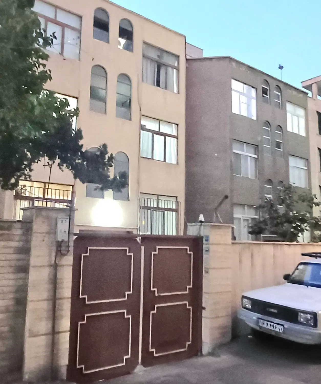 فروش ۶۰ متری قدرالسهمی با پارکینگ در حشمتیه