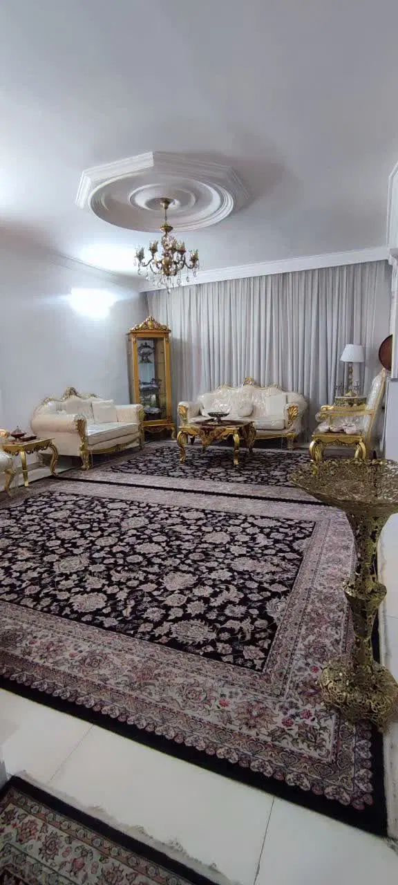 سند ملکی _ ۱۰۰ متر _ طبقه اول _ مجتمع قوی
