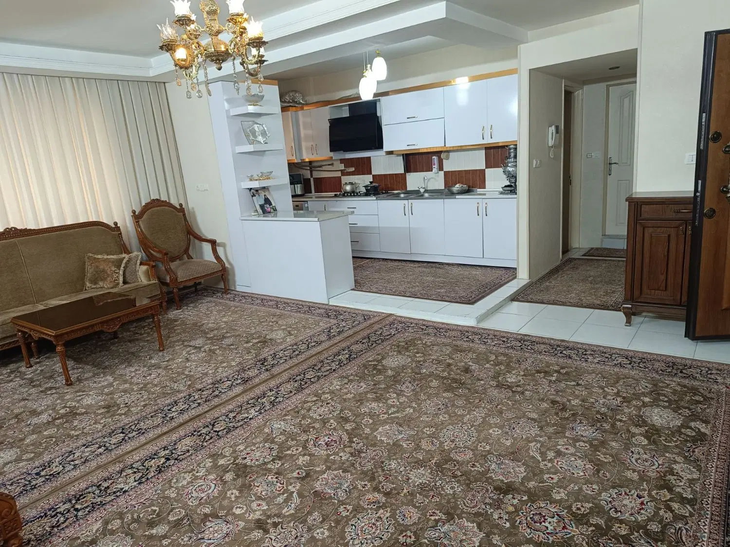 ۸۵متری پارکینگ اختصاصی آسانسور هدایت شفا