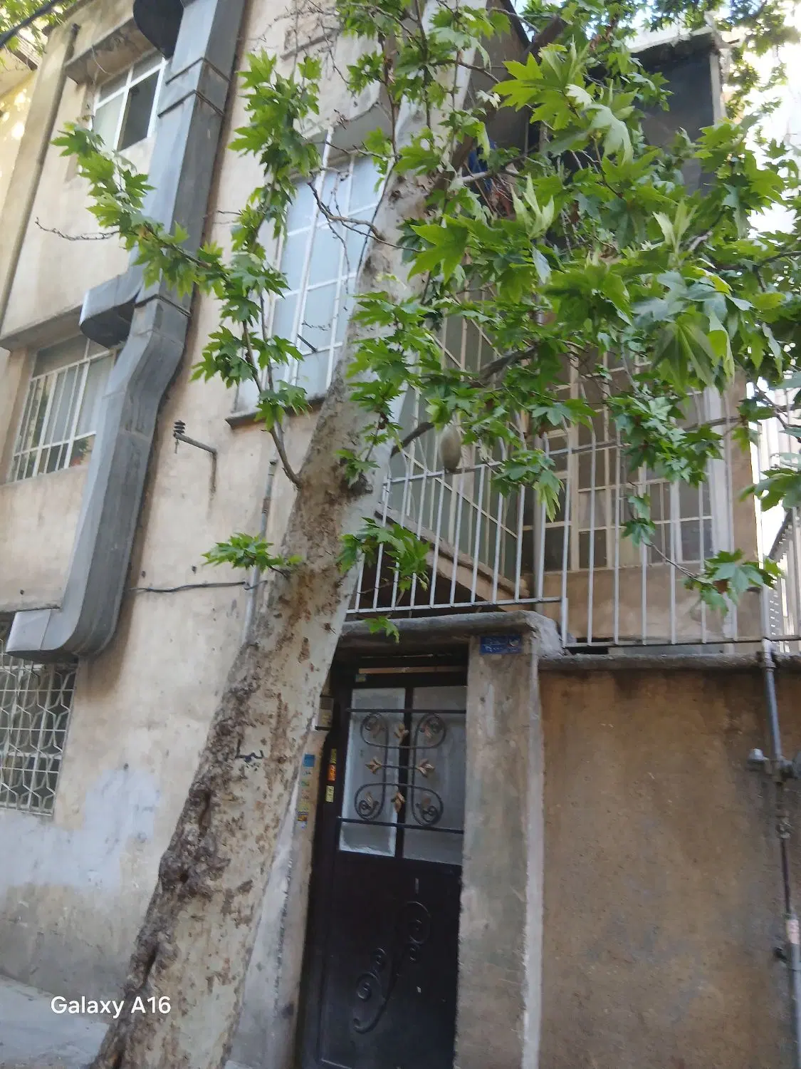 خانه ویلایی کلنگی
