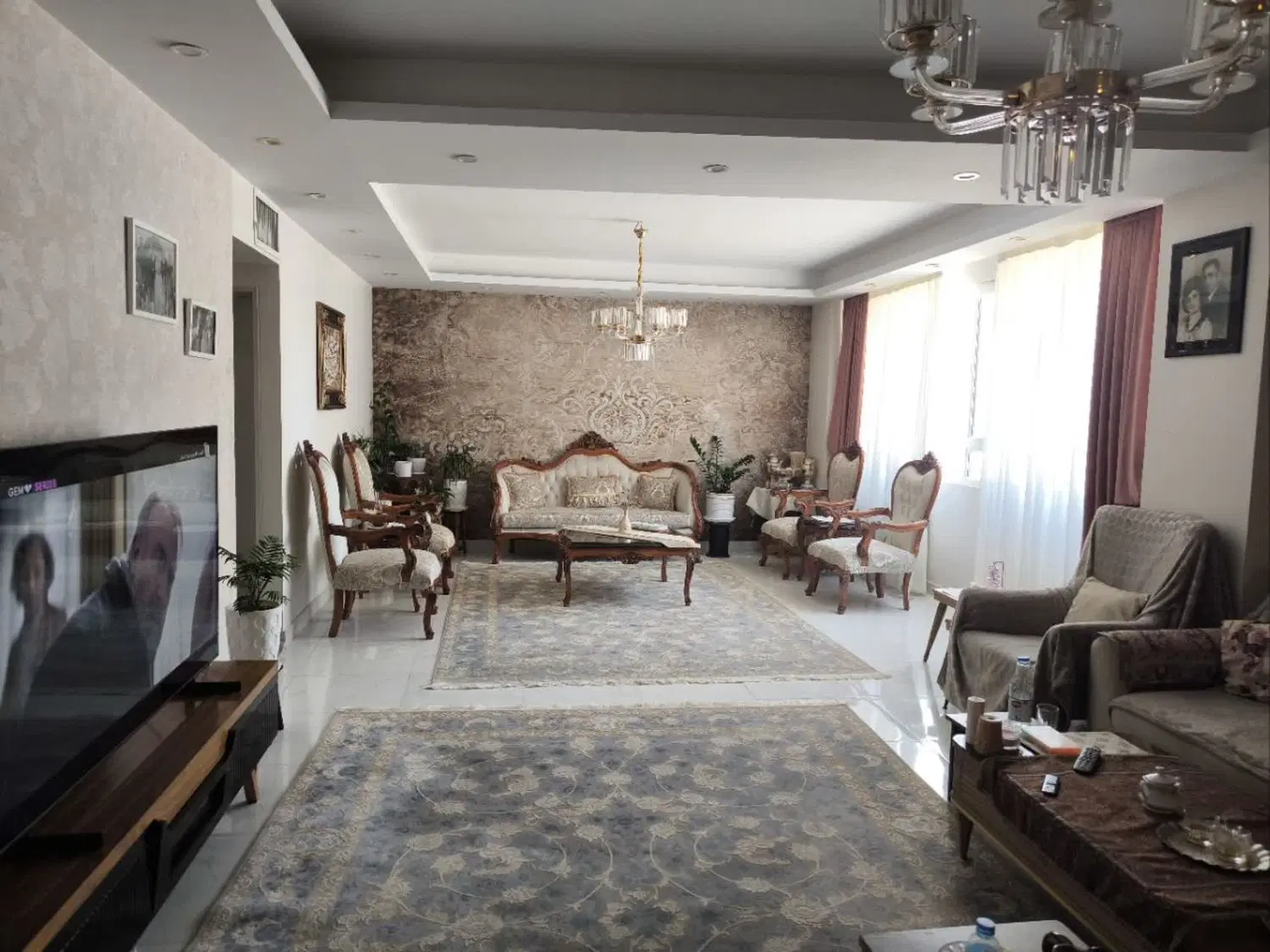 آپارتمان  ۱۰۹ متری  در پاسداران